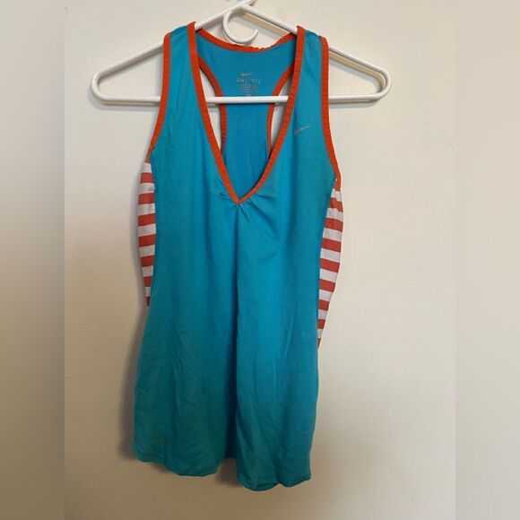 Nike Tank Top - Picture 3 of 3